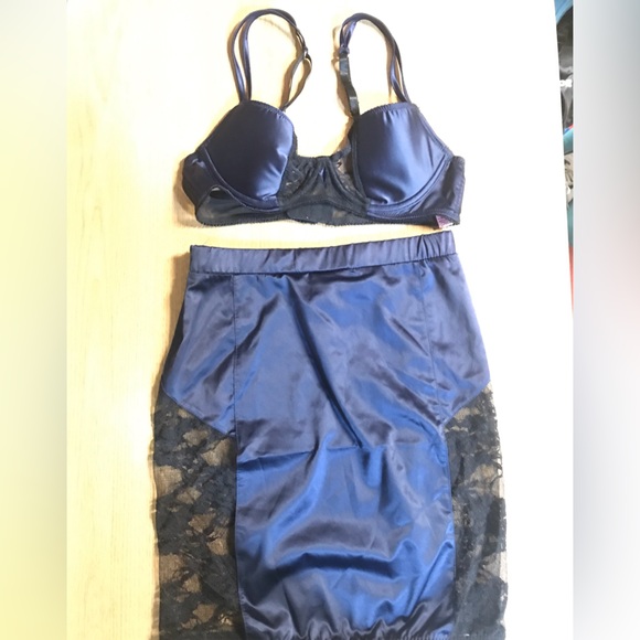 Be wicked bra and skirt set - Picture 5 of 5